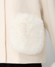画像をギャラリービューアに読み込む, 【10月上旬発売予定/WEB先行予約販売】ポケットファー付きコクーンショートコート