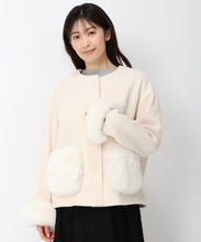 画像をギャラリービューアに読み込む, 【10月上旬発売予定/WEB先行予約販売】ポケットファー付きコクーンショートコート