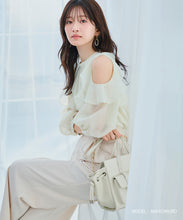 画像をギャラリービューアに読み込む, 【予約販売/3月上旬発売予定】オープンショルダーフリルブラウス/MM618105