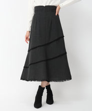 画像をギャラリービューアに読み込む, フリンジAラインスカートMM447218 (ブラック)