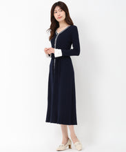 画像をギャラリービューアに読み込む, カフス袖Vネックニットワンピース/MM517413