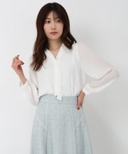 画像をギャラリービューアに読み込む, パールバー付きタイブラウス/MM518101