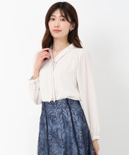 画像をギャラリービューアに読み込む, パールバー付きタイブラウス/MM518101