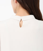 画像をギャラリービューアに読み込む, パールバー付きタイブラウス/MM518101