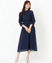 画像をギャラリービューアに読み込む, フリルスリーブシフォンワンピース/MM517408 (ネイビー)