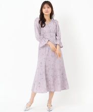 画像をギャラリービューアに読み込む, ラインフラワーワンピース/MM517414 (ラベンダー)