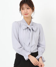 画像をギャラリービューアに読み込む, ボウタイシャーリングブラウス/MM518103 (ブルー)