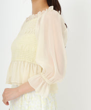 画像をギャラリービューアに読み込む, パールシフォンシャーリングブラウス/MM518106