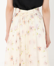 画像をギャラリービューアに読み込む, 花柄シアーフレアスカート/TT517222
