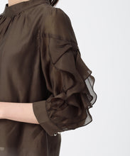 画像をギャラリービューアに読み込む, ラッフルリボンスタンドカラーブラウス/TT538101