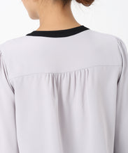 画像をギャラリービューアに読み込む, 配色バンドカラーブラウス/MM538110