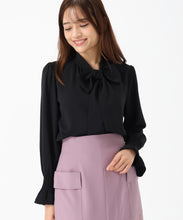 画像をギャラリービューアに読み込む, ボウタイシャーリングブラウス/MM548101 (ブラック)