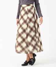 画像をギャラリービューアに読み込む, 【予約販売/9月上旬発売予定】バイアスチェックプリントスカート/MM537213