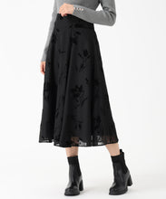 画像をギャラリービューアに読み込む, フロッキーフラワースカート/MM547201 (ブラック)