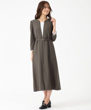 画像をギャラリービューアに読み込む, フロントプリーツワンピース/MM547401 (モカ)