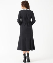画像をギャラリービューアに読み込む, 襟付きラッフルコンビマーメイドワンピース/MM547406