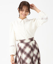 画像をギャラリービューアに読み込む, 袖レースシャツブラウス/MM548104