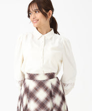 画像をギャラリービューアに読み込む, 袖レースシャツブラウス/MM548104 (アイボリー)