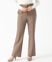 画像をギャラリービューアに読み込む, 【WEB限定アイテム】フレアカットタックパンツ/MM557304 (ブラウン)