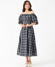 画像をギャラリービューアに読み込む, 2wayオフショルチェックフレアワンピース/MM557410