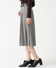 画像をギャラリービューアに読み込む, ベルト付きミディプリーツスカート/TT537210
