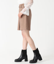 画像をギャラリービューアに読み込む, スエードショートパンツ/TT537305