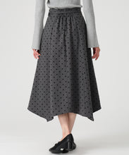 画像をギャラリービューアに読み込む, イレギュラーヘムスカート/MM547207