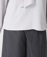 画像をギャラリービューアに読み込む, バー付きタイブラウス/MM548105