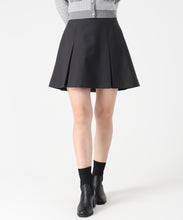 画像をギャラリービューアに読み込む, スパンラメアソートミニスカート/MM547209 (チャコールグレー)
