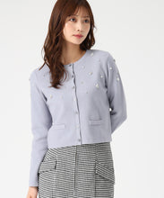 画像をギャラリービューアに読み込む, ビジュー刺繍カーディガン/MM548404 (ブルー)