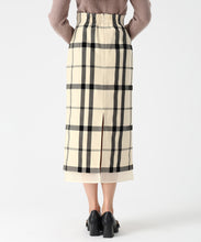 画像をギャラリービューアに読み込む, フロッキーチェックタイトスカート/MM547210 2