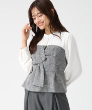 画像をギャラリービューアに読み込む, ツイードドッキングねじりペプラムブラウス/MM548109 (ホワイト)
