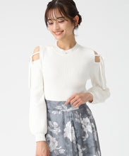 画像をギャラリービューアに読み込む, 肩開きリボンニット/MM548315 (ホワイト)