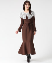 画像をギャラリービューアに読み込む, ビックレース衿マーメイドワンピース/TT547410 (ブラウン)