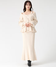 画像をギャラリービューアに読み込む, ペプラムニットスカートセット/TT547407 (アイボリー)