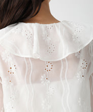 画像をギャラリービューアに読み込む, フラワー刺繍フリルカラーブラウス/MM618107 3