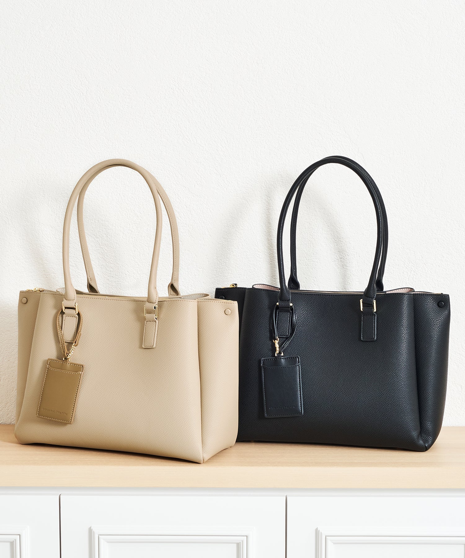 就活仕事バック　ミッシュマッシュの黒のトートバッグ　新品 MISCH MASCH（ミッシュマッシュ） トートバッグ マスクケース付き