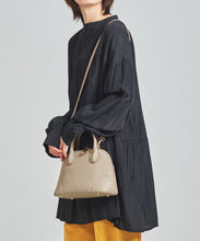 画像をギャラリービューアに読み込む, ブガッティ型ハンドバッグ/BA-232