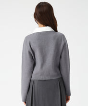 画像をギャラリービューアに読み込む, 【WEB限定予約アイテム/11月上旬入荷予定】3way衿×タイ付きビジュ釦カーディガン/MM558403