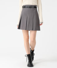 画像をギャラリービューアに読み込む, 【再入荷】ベルト付きタックスカートパンツ/TT537306