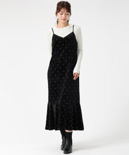 画像をギャラリービューアに読み込む, 【WEB限定予約販売/12月上旬発売予定】Vネックベロアキャミワンピース/MM547425