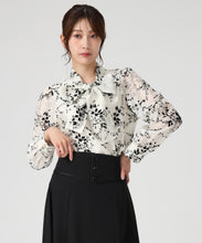 画像をギャラリービューアに読み込む, フロッキーボウタイブラウス/MM548108