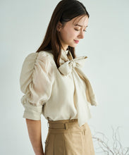 画像をギャラリービューアに読み込む, シャーリングシアーボウタイブラウス/TT538106