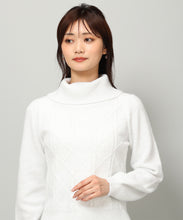 画像をギャラリービューアに読み込む, フラッフィーラメジャガードオフタートルニット/MM348304