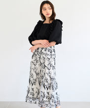 画像をギャラリービューアに読み込む, ショルダーフリルブラウス/MM43811