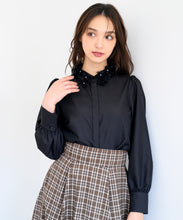 画像をギャラリービューアに読み込む, 襟モチーフブラウス/MM438113