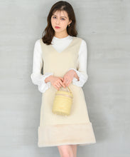 画像をギャラリービューアに読み込む, 裾ファージャンスカ/MM447419