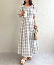 画像をギャラリービューアに読み込む, 【一部店舗限定】 2wayオフショルチェックフレアワンピース/MM557410