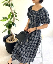 画像をギャラリービューアに読み込む, 一部店舗限定 2wayオフショルチェックフレアワンピース/MM557410