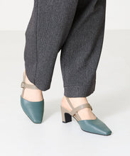 画像をギャラリービューアに読み込む, バックストラップパンプス/41301